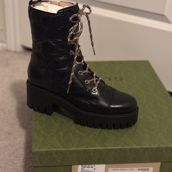 *AUTHENTIC* Gucci Cordovan Quilted Combat Boots Sz 39.5 - Picture 1 of 9